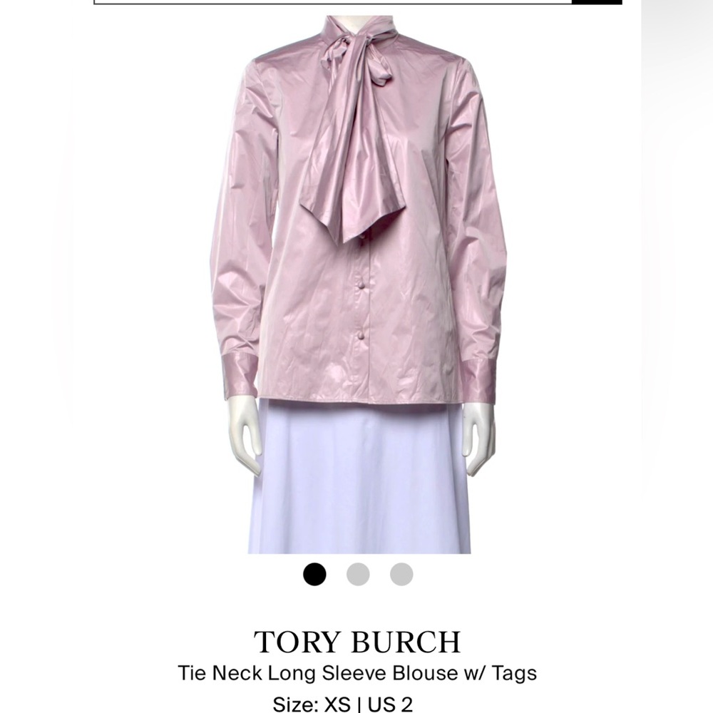 Tory Burch Blouse
Purple
Long Sleeve with Tie Neck
Button Closure at Front